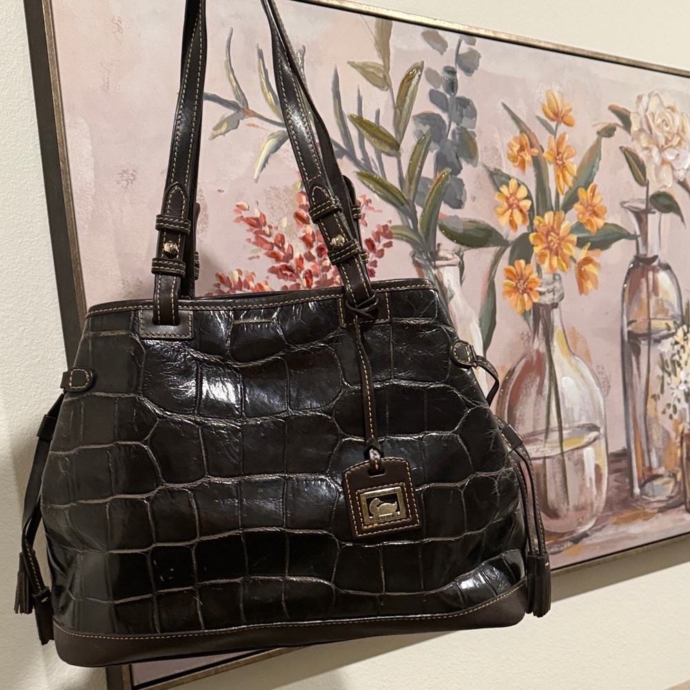 Dooney and Bourke: VINTAGE Black Crocodile-Embossed Bag